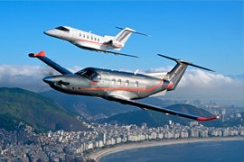 Avião Pilatus em pleno vôo da Frota de Aviões da Amaro Aviation, empresa de aviação executiva.